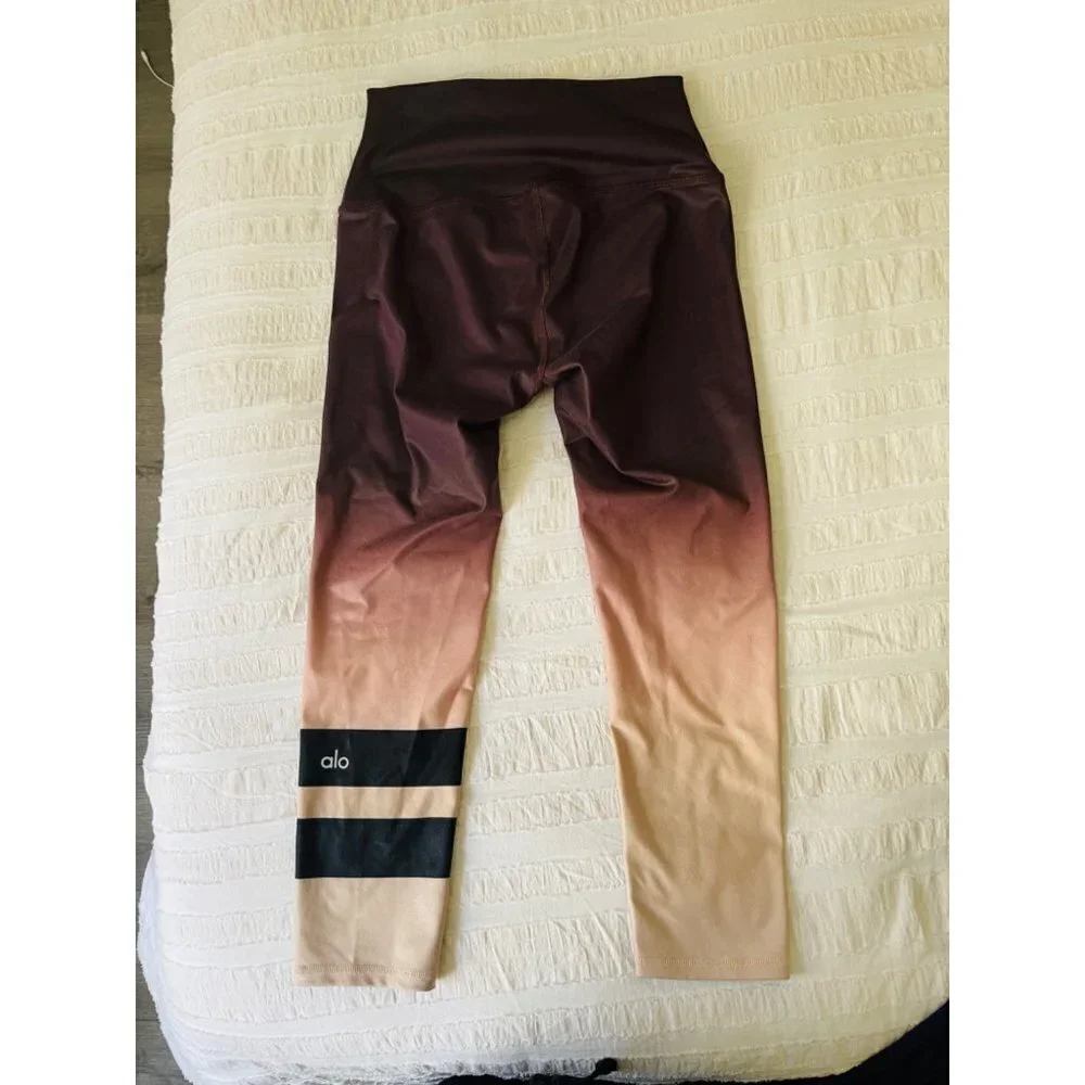 ALO High waisted Airbrushed Cropped Leggings SZ XS